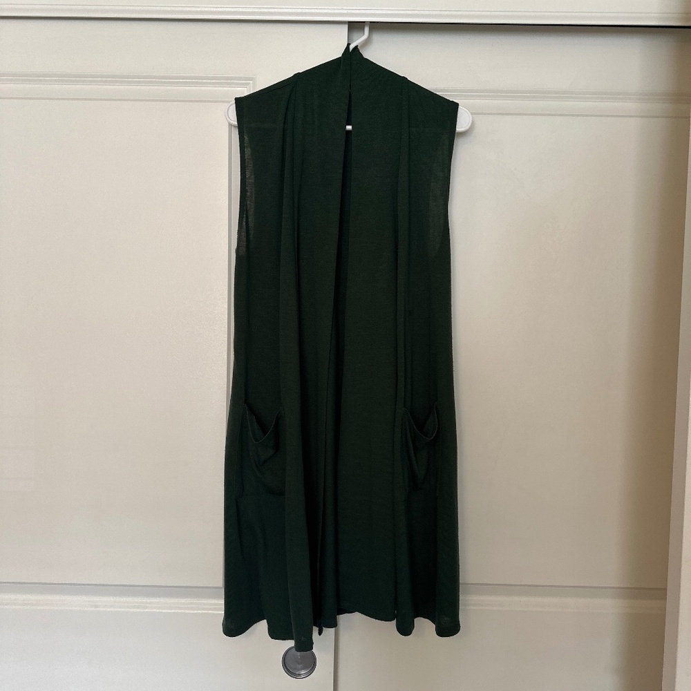 Long green lightweight vest
